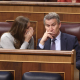 El PP busca apoyos para que el Congreso exija hoy a Sánchez una cuestión de confianza o su dimisión