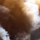 Un helicóptero sobrevuela en el humo del incendio, en La Bisbal d'Empordà, Girona, Catalunya (España) | EP