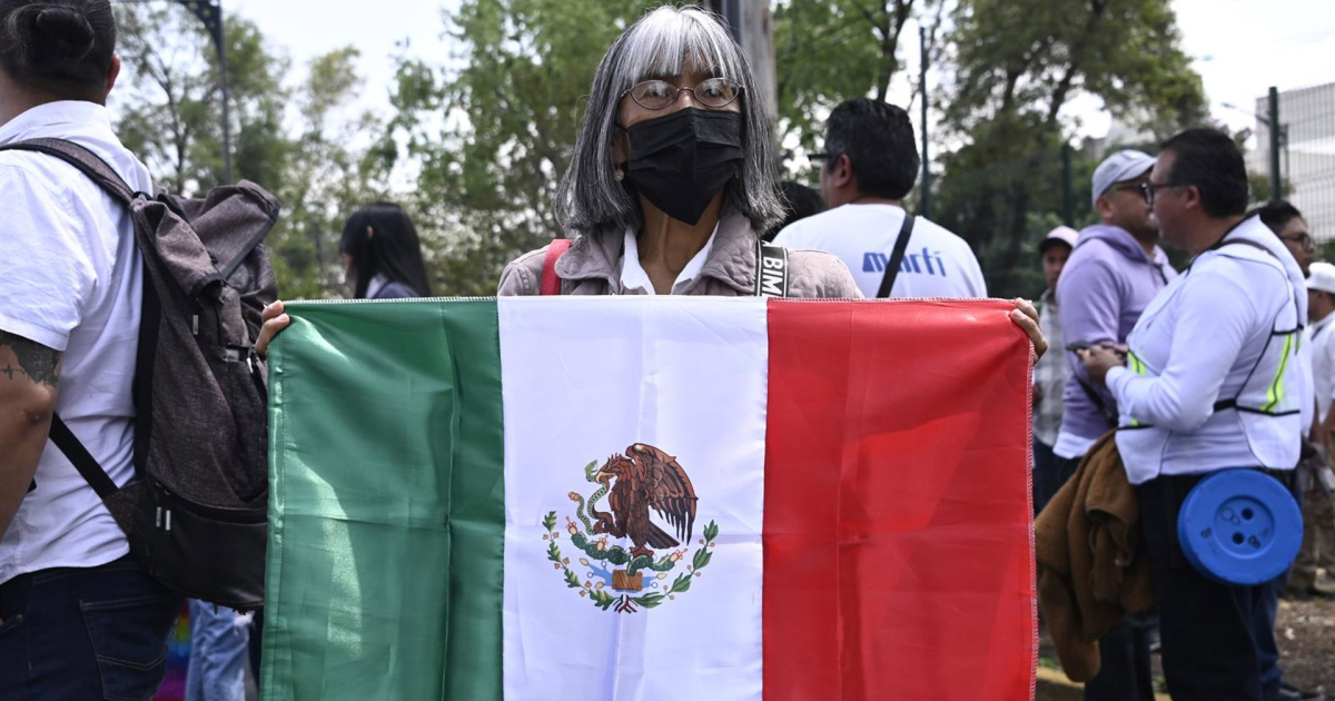 Several dead in a clash between the Navy and armed civilians during a search operation in Mexico