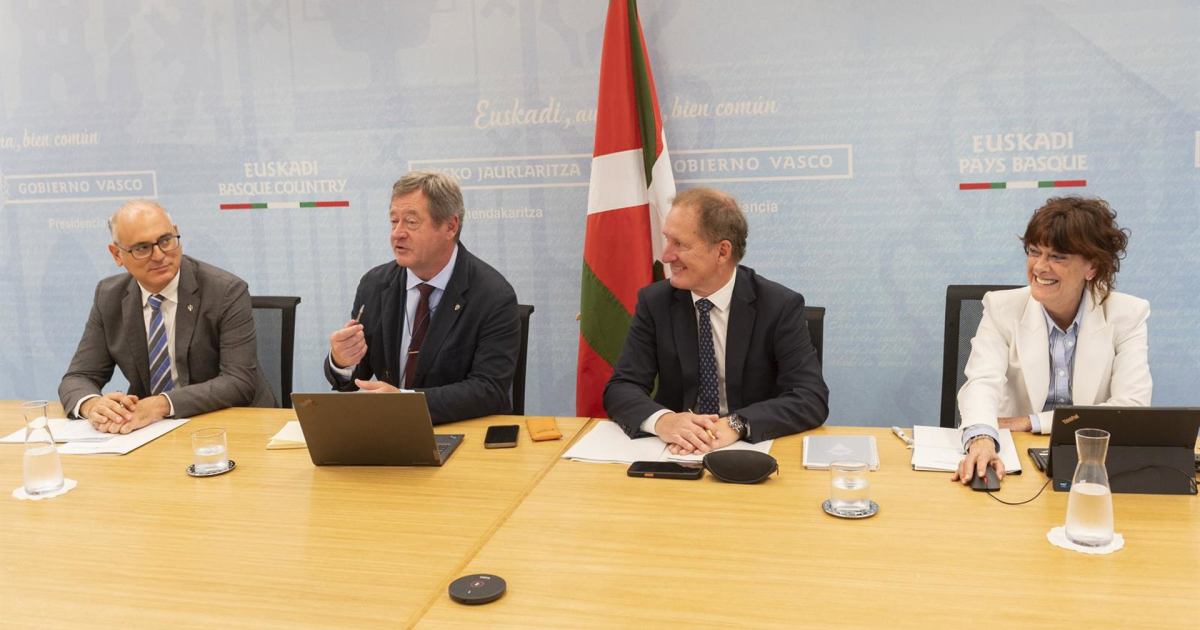 Central and Basque governments agree on legal changes against bladed weapons and repeat offending