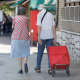 EuropaPress 5351839 pareja mayor caminan carro compra 24 julio 2023 madrid espana poblacion