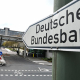 FILED - 19 April 2021, Hessen, Frankfurt_Main: A sign reading "Deutsche Bundesbank" is seen in front of the main gate of the Deutsche Bundesbank's headquarters. Photo: Arne Dedert/dpa Arne Dedert/dpa