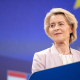 La presidenta de la Comisión Europea, Ursula von der Leyen, interviene durante una rueda de prensa.  Xavier Lejeune/EU Commission/dpa