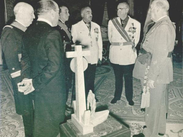 Pedro Zaragoza visita a Franco Pedro Zaragoza visita a Franco