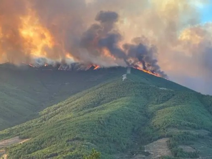 Incendio en Caminomorisco | Europa Press Incendio en Caminomorisco | Europa Press
