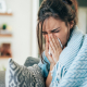 Imagen de recurso de una persona con síntomas de gripe. CR COMUNICACIÓN