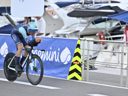 Imagen de archivo de un ciclista en la salida de La Vuelta Ciclista España. | EuropaPress 