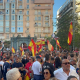 Más de 2.000 ceutíes se han manifestado este miércoles y han llegado hasta la Delegación del Gobierno en protesta ante la "inacción" del Gobierno en la gestión de la crisis migratoria GABRIELA SARDÁ