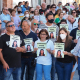 Varias personas con fotos de Esther López durante una concentración ciudadana en su recuerdo, a 13 de mayo de 2022, en Traspinedo, Valladolid. Foto archivo Photogenic/Claudia Alba - Europa Press