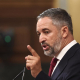 Abascal vuelve a llamar traidor a Sánchez y le acusa de embajador de Marruecos y virrey de Al Andalus