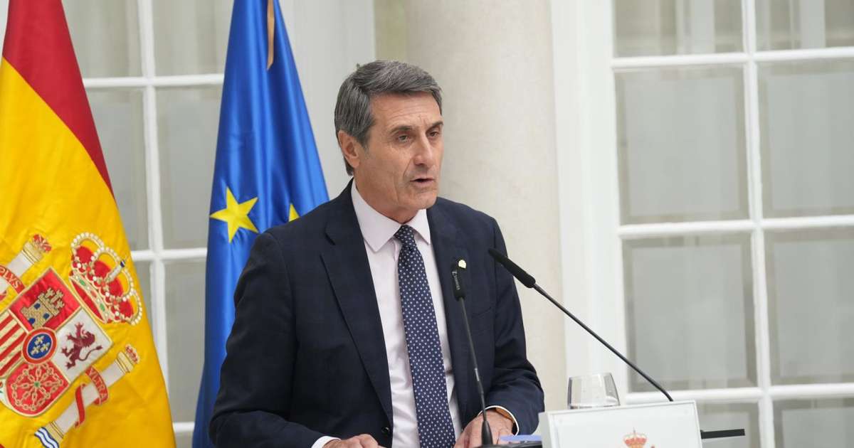The Government delegate in Andalusia reproaches Moreno for renouncing 5.8 billion in autonomous financing