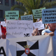 Decenas de sanitarios durante una concentración para protestar por el colapso del sistema, a las puertas del Hospital Universitario de Ceuta, a 17 de septiembre de 2026, en Ceuta (España).  Gabriela Sardá Núñez - Europa Press