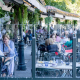 Clientes de un bar se refrescan en la terraza, a 15 de julio de 2025, en Madrid (España). Ricardo Rubio - Europa Press