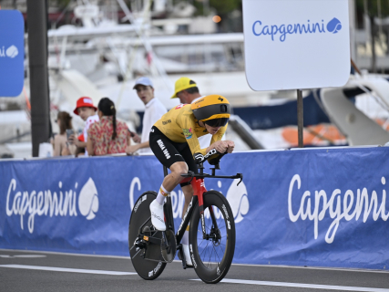 EuropaPress 7726455 ciclista salida vuelta ciclista espana 22 agosto 2026 monaco francia vuelta
