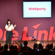 Elif Eralp, cabeza de lista del partido y vicepresidenta del grupo parlamentario de Die Linke, se dirige a los simpatizantes y miembros del partido en una fiesta electoral organizada por Die Linke de Berlín. Sebastian Gollnow/dpa