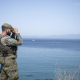Un militar vigila la frontera entre España y Marruecos, a 8 de septiembre de 2026, en Ceuta (España).   Marcos Moreno - Europa Press