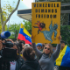 Protesta en Nueva York contra la llegada de la presidenta encargada de Venezuela, Delcy Rodríguez, para participar en la nueva edición de la Asamblea General de la ONU. Milo Hess / Zuma Press / Europa Press