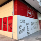 Aspecto que presenta la sede provincial del PSOE de Córdoba tras el nuevo acto vandálico del que ha sido objeto. PSOE DE CÓRDOBA