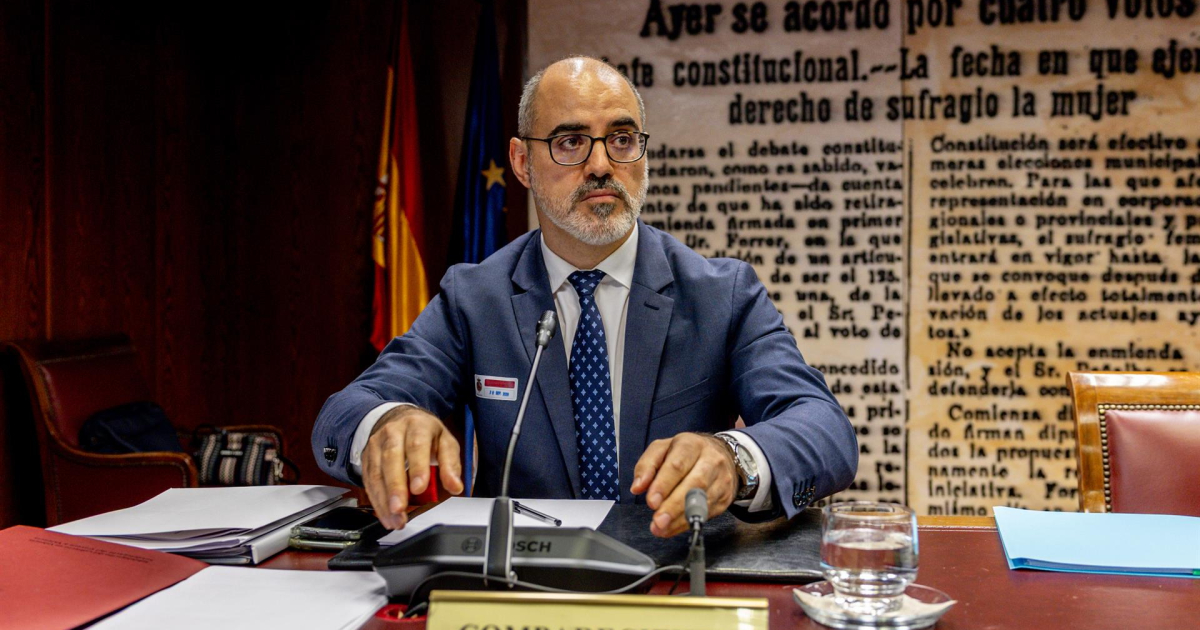 Expansion | The Government subdelegate in Valencia cites lumbago and delegation of functions on the day of the dana