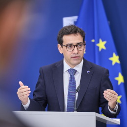 P 070649 00 07 01 ORIGINAL 932664