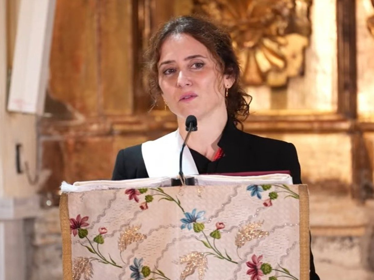 La presidenta de la Comunidad de Madrid, Isabel Díaz Ayuso, es investida en Madrigal de las Altas Torres (Ávila) Dama de Honor del Capítulo de la Reina Isabel la Católica COMUNIDAD DE MADRID