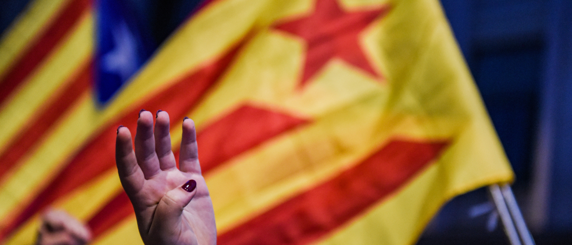 Un grupo de personas con banderas independentistas | Alberto Paredes / Europa Press Un grupo de personas con banderas independentistas | Alberto Paredes / Europa Press