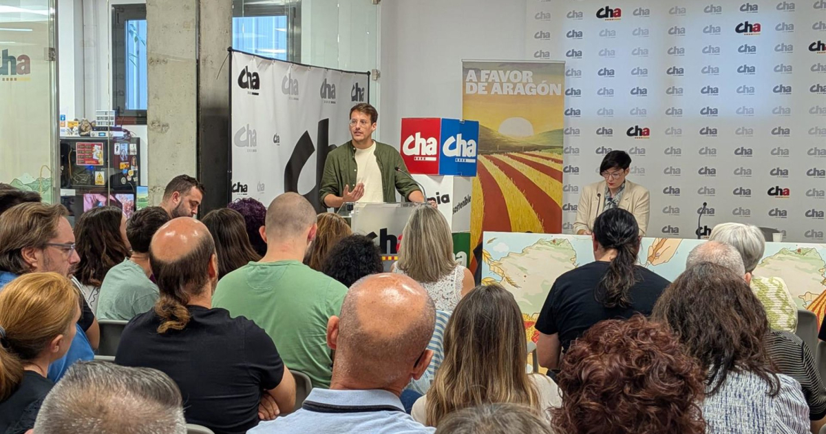 Are PSOE and Frente Amplio negotiating common lists in small provinces? The idea that does not fade despite the denials.