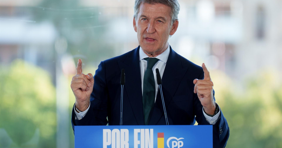 Feijóo forces autonomous changes by renewing his lists | Demócrata