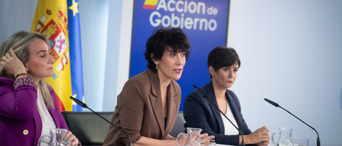 Rueda de prensa tras el Consejo de Ministros en el Palacio de la Moncloa, a 27 de octubre de 2026. | Europa Press