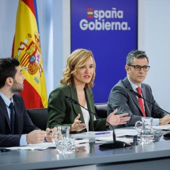 El Gobierno impulsa un nuevo modelo de tarjetas monedero para las familias en situación de vulnerabilidad