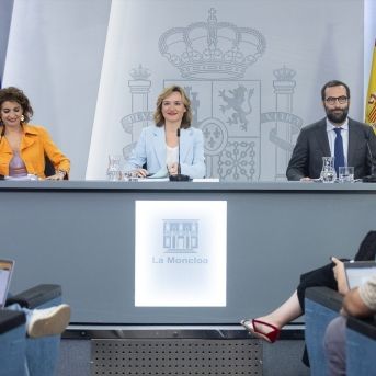 El Gobierno aprueba el techo de gasto y el nuevo cuadro macroeconómico, que eleva el crecimiento