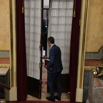 El presidente del Gobierno, Pedro Sánchez, durante una sesión de control al Gobierno, en el Congreso de los Diputados | Fernando Sánchez (Europa Press).
