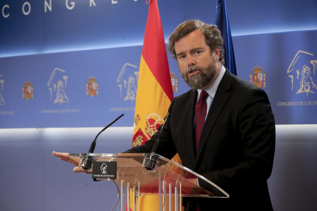 El portavoz parlamentario de Vox en el Congreso, Iván Espinosa de los Monteros. Fuente EFE, Fernando Alvarado