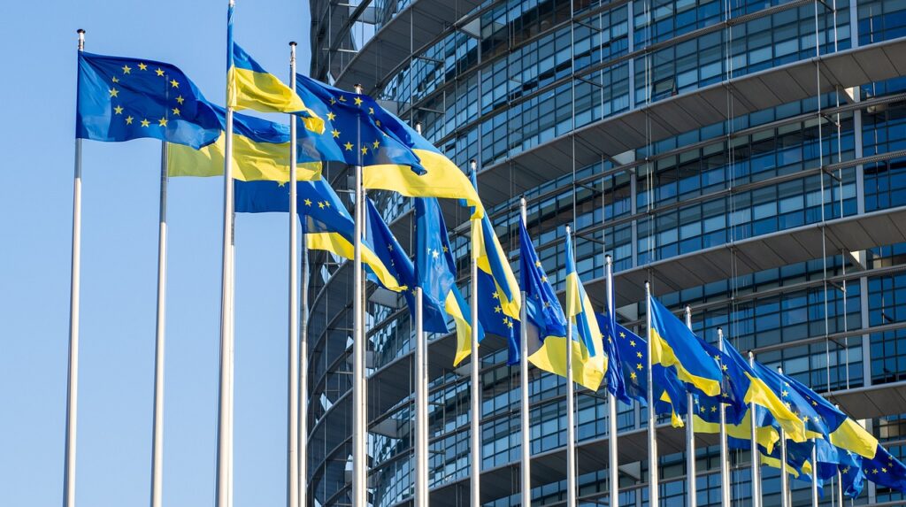 Imagen del Parlamento Europeo con banderas de Ucrania. Fuente Pixabay