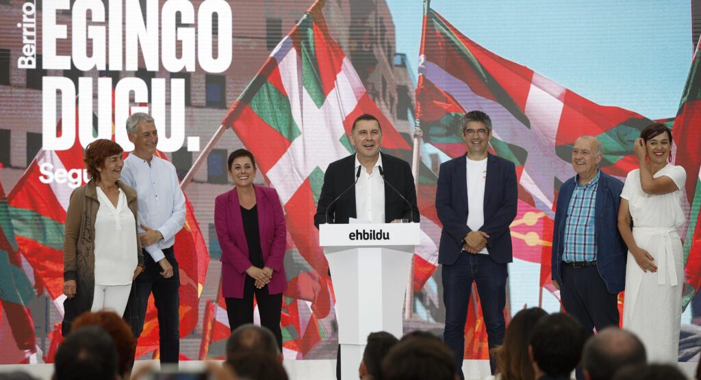 Imagen de un acto de campaña de EH Bildu en Bilbao. Fuente EFE Miguel Toña