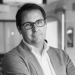 César Tello
