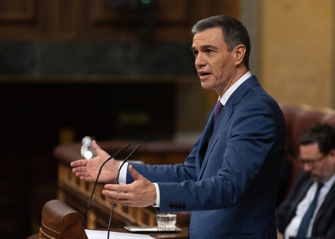 El presidente del Gobierno en funciones y candidato a la reelección, Pedro Sánchez, interviene durante la segunda sesión del debate de investidura de Pedro Sánchez como presidente de Gobierno, en el Congreso de los Diputados. Fuente Eduardo Parra/ Europa Press