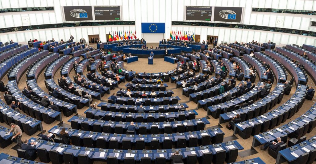 Imagen del Parlamento Europeo durante la comparecencia de Pedro Sánchez del 13 de diciembre de 2023. Álex Flores / Europa Press.