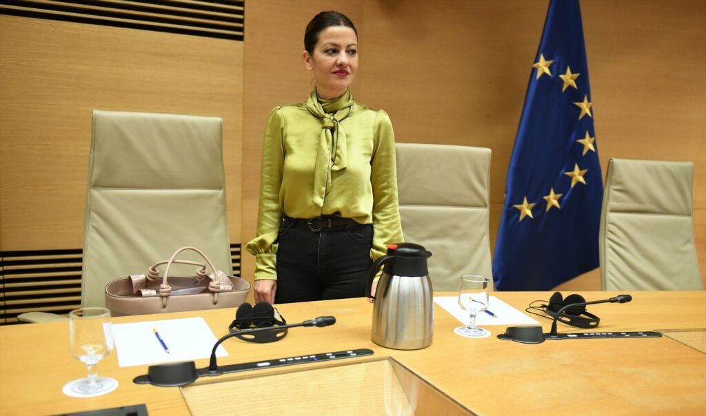 La ministra de Juventud e Infancia, Sira Rego, a su llegada a la Comisión de Juventud e Infancia en el Congreso de los Diputados, a 24 de enero de 2024, en Madrid (España). Fuente Fernando Sánchez/ EuropaPress.