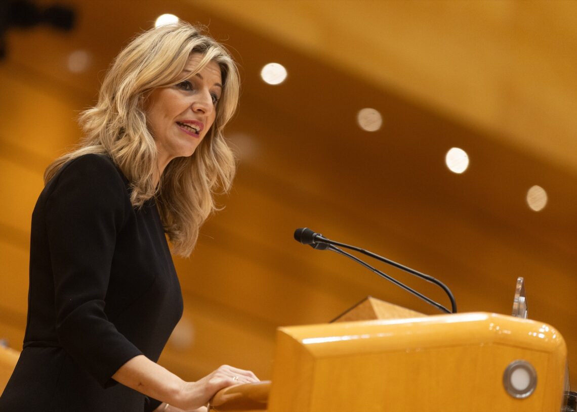 La vicepresidenta segunda y ministra de Trabajo, Yolanda Díaz, interviene durante un pleno del Congreso de los Diputados, en el Palacio del Senado, a 10 de enero de 2024, en Madrid (España).
Eduardo Parra / Europa Press