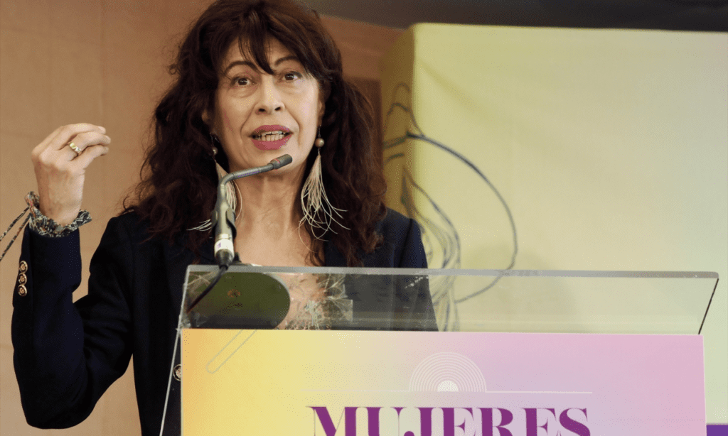 Imagen de archivo de la ministra de Igualdad, Ana Redondo, durante su participación en unas jornadas | CLAUDIA ALBA (EUROPA PRESS).