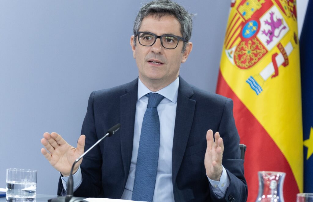 El ministro de la Presidencia, Justicia y Relaciones con las Cortes, Félix Bolaños, durante una rueda de prensa posterior al Consejo de Ministros | EDUARDO PARRA.