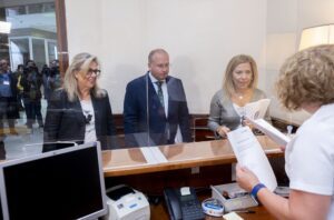 Anatomía de la Ley de Conciliación propuesta por el PP: horarios flexibles, banco de horas y Educación gratuita de cero a tres años