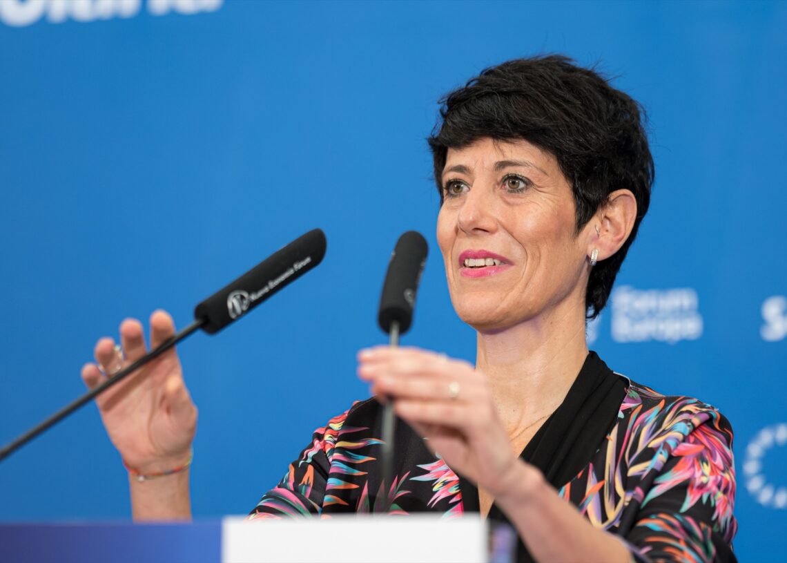 (Foto de ARCHIVO)
La ministra de Inclusión, Seguridad Social y Migraciones, Elma Saiz, durante un desayuno informativo de Fórum Europa, en el Hotel InterContinental, a 3 de octubre de 2024, en Madrid (España).
Diego Radamés / Europa Press
03 OCTUBRE 2024;MINISTRA;MINISTRO;MARLASKA;SAIZ;DESAYUNO;INFORMATIVO
03/10/2024