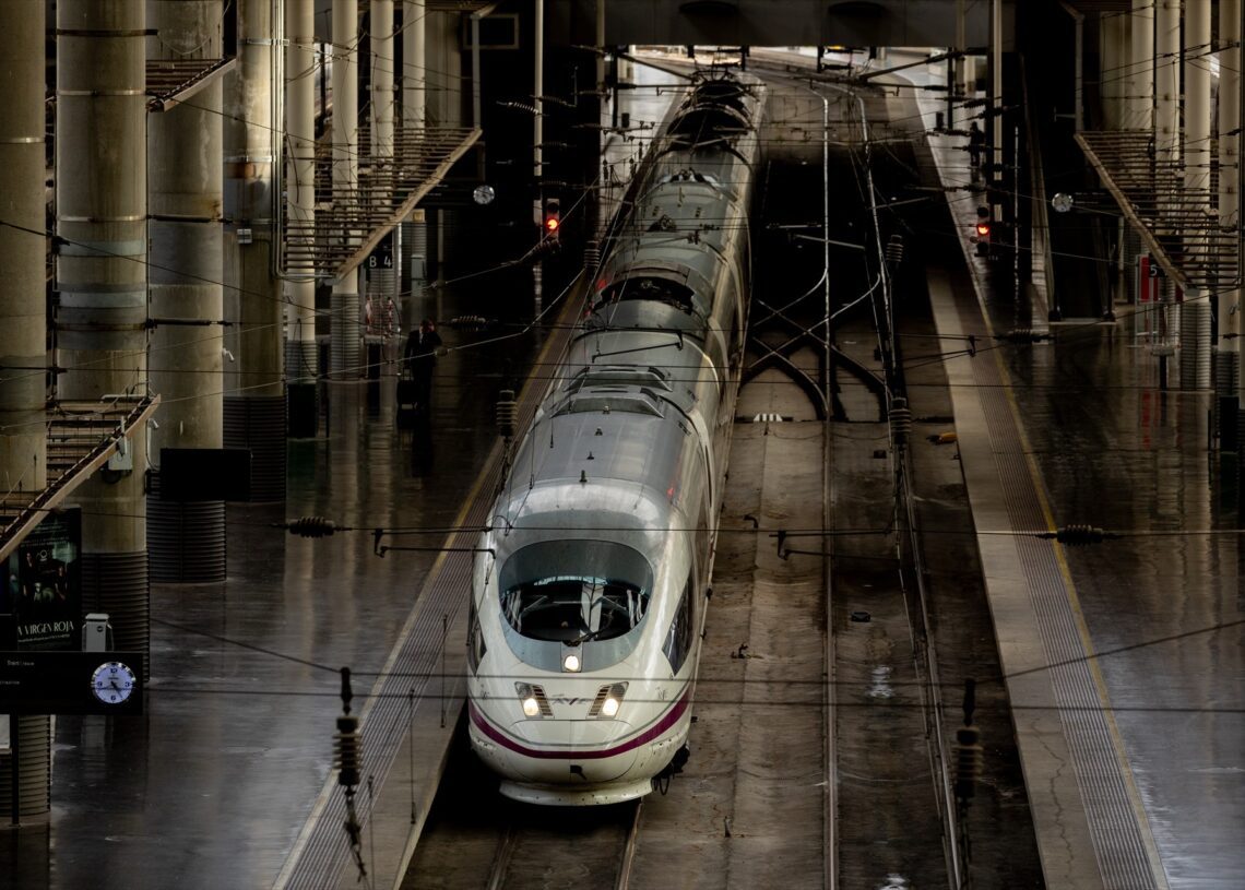 Imagen de archivo de un tren en la estación de Atocha | EUDUARDO PARRA (EUROPA PRESS).