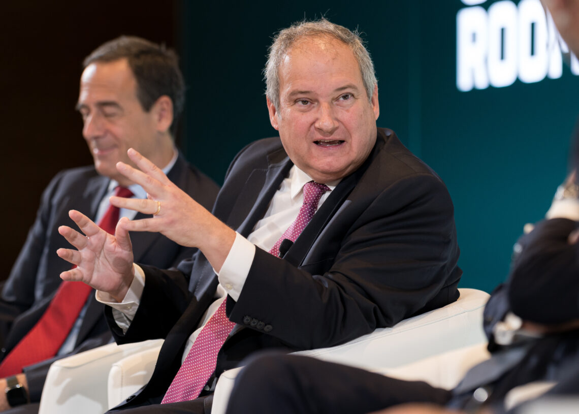 El ministro de Industria y Turismo, Jordi Hereu, interviene durante la jornada para 'La transformación industrial hacia el Net Zero

Diego Radamés / Europa Press