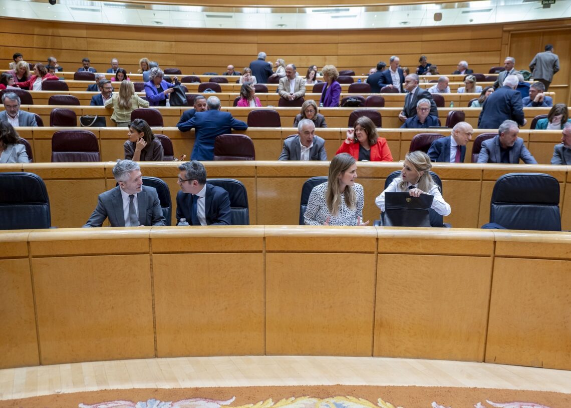 (Foto de ARCHIVO) El ministro del Interior, Fernando Grande-Marlaska, el ministro de la Presidencia, Justicia y Relaciones con las Cortes, Félix Bolaños; la vicepresidenta tercera del Gobierno y ministra para la Transición Ecológica y el Reto Demográfico, Sara Aagesen y la vicepresidenta segunda y ministra de Trabajo, Yolanda Díaz, durante una sesión de control en el Senado | ALBERTO ORTEGA (EP)