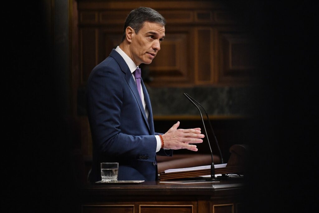 El presidente del Gobierno, Pedro Sánchez, interviene durante una sesión plenaria, en el Congreso de los Diputados | Fernando Sánchez (Europa Press).
