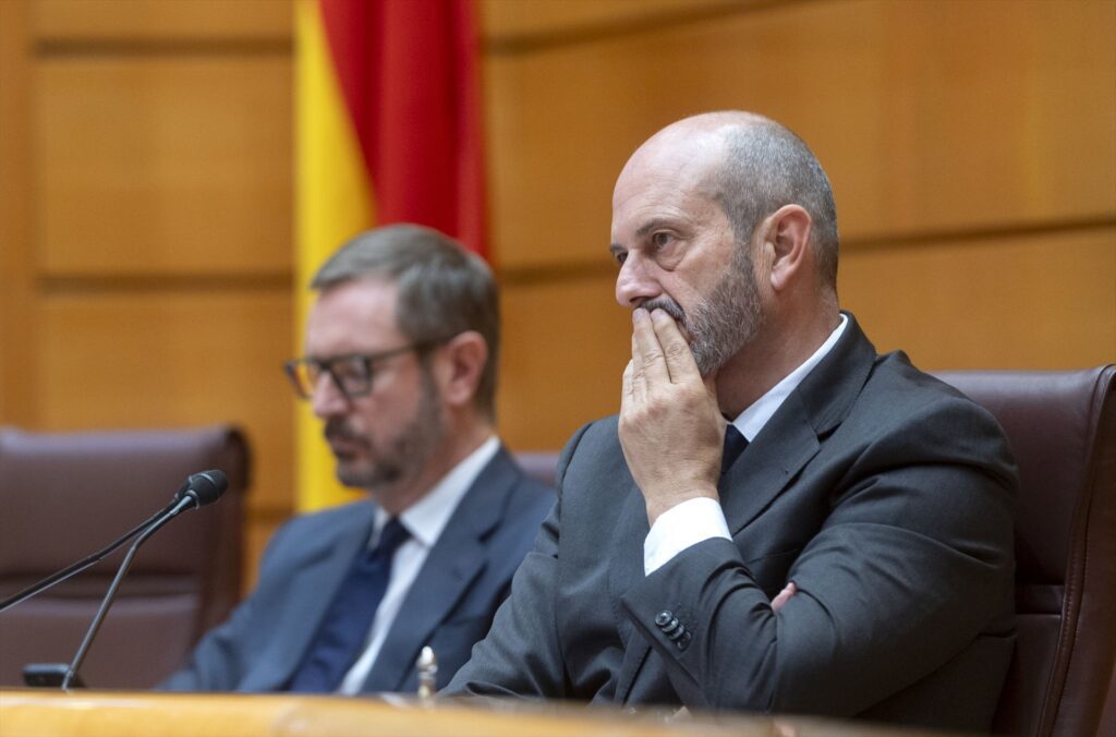 El presidente del Senado, Pedro Rollán, durante una sesión de control al Gobierno en el Senado, a 27 de mayo de 2025, en Madrid (España) | Alberto Ortega (Europa Press).