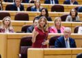 Archivo - La portavoz del PP en el Senado, Alicia García y el senador del PP Francisco Javier Arenas, durante una sesión de control al Gobierno, en el Senado, a 20 de mayo de 2025, en Madrid (España). Carlos Luján - Europa Press - Archivo